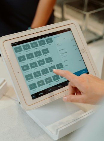 Інтеграція телеграм боту для прийому заявок з СРМ Sales Drive